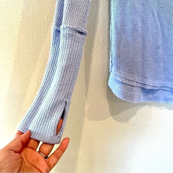 FREE PEOPLE Snowy oversized Thermal T-shirt in Rain womens size XS - Picture 4 of 11